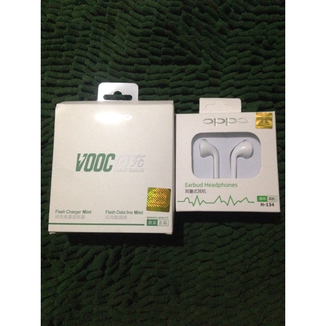 Charger oppo VOOC original 100% fast carging free Headset oppo wireless - putih