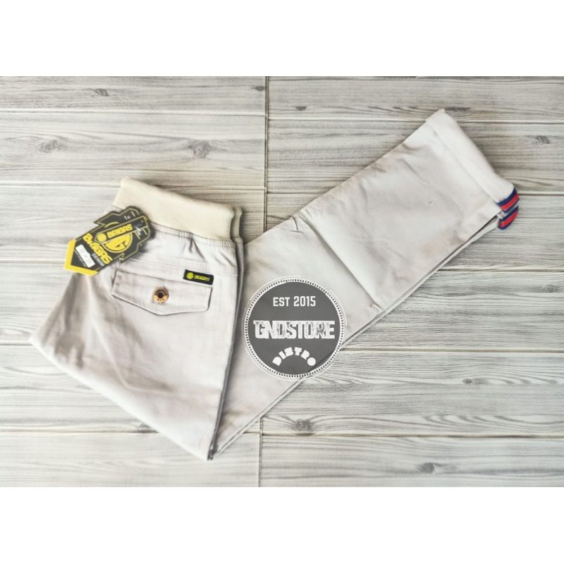celana chino panjang pinggang karet