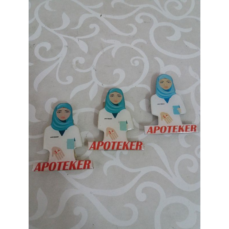 Pin Apoteker gambar Hijab. Pin dengan Magnet