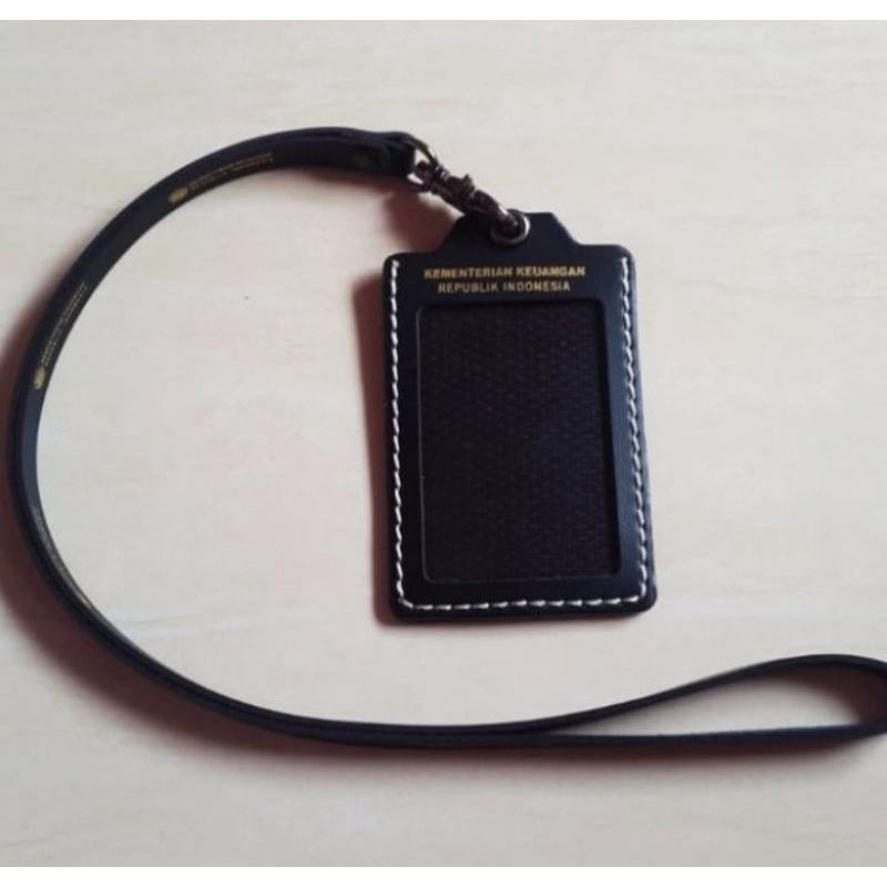 

Kalung ID Card Name Tag KEMENKEU RI Hitam