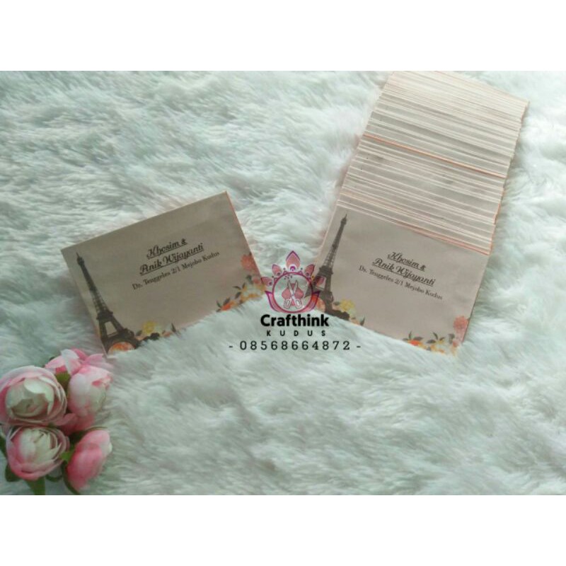 

AMPLOP MOTIF KEKINIAN/FREE NAMA DAN ALAMAT