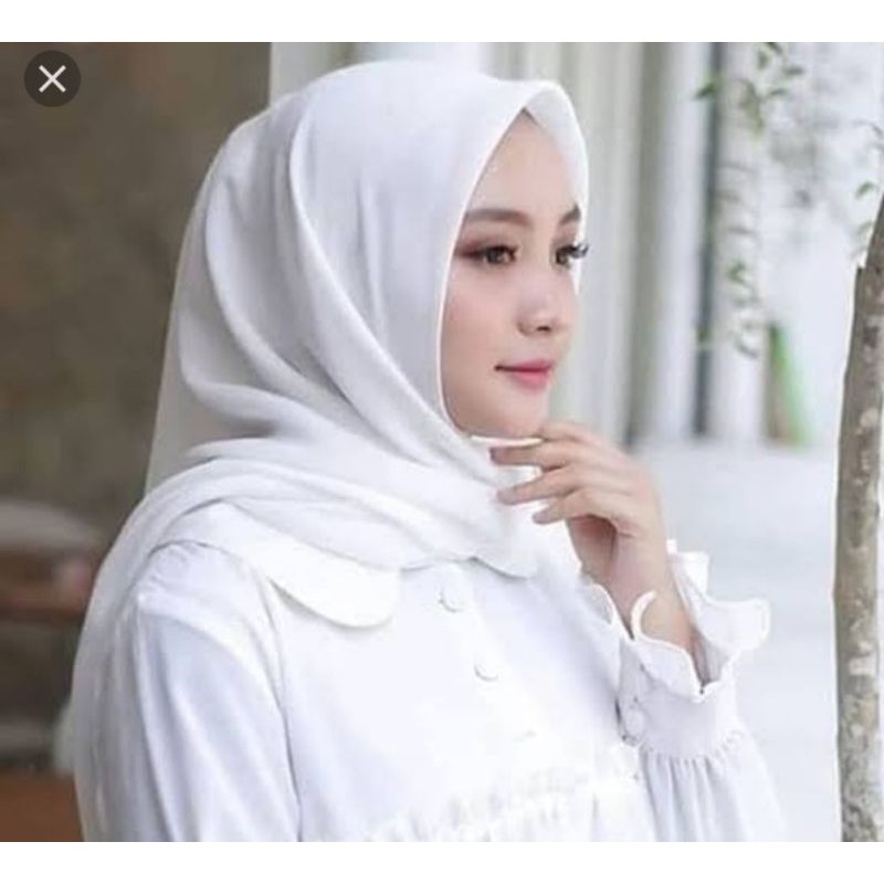 Hijab segi empat paris premium polos by : catlyn carla-White