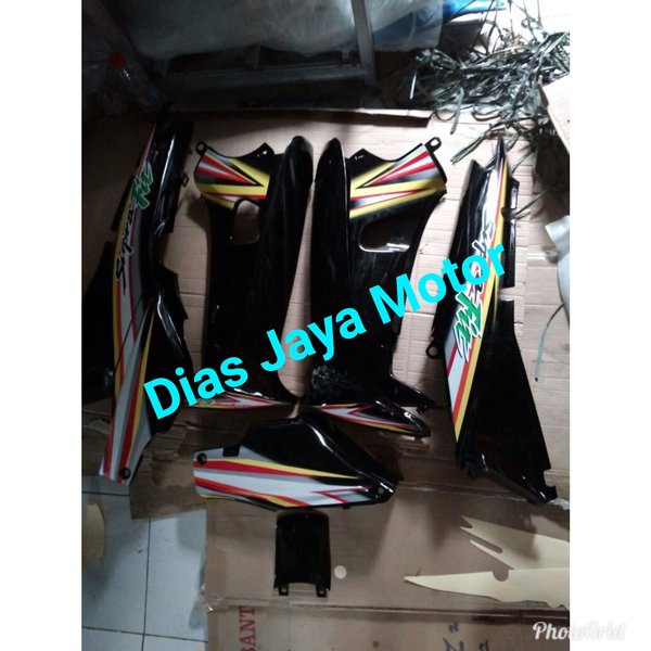 Sayap luar dalam plus body Supra fit lama 2004