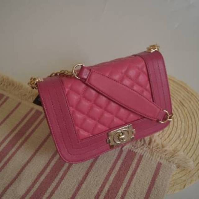 CHANEL BOY MINI