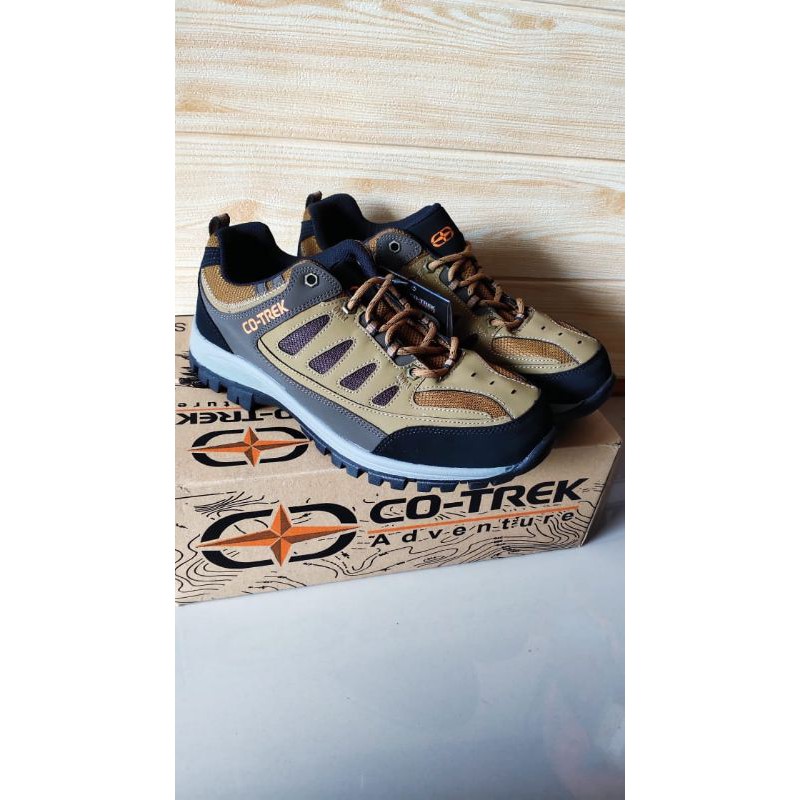 Sepatu Gunung Murah Sepatu Co trek Cheetah Original