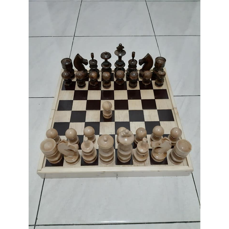 Catur Kayu Pinus - Catur Kayu Ekuador