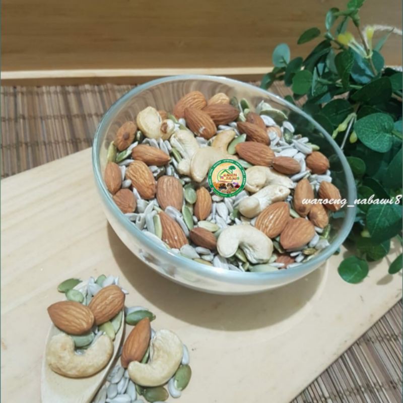 

Mix Seed & Nut / kwaci campur dan kacang 250gr