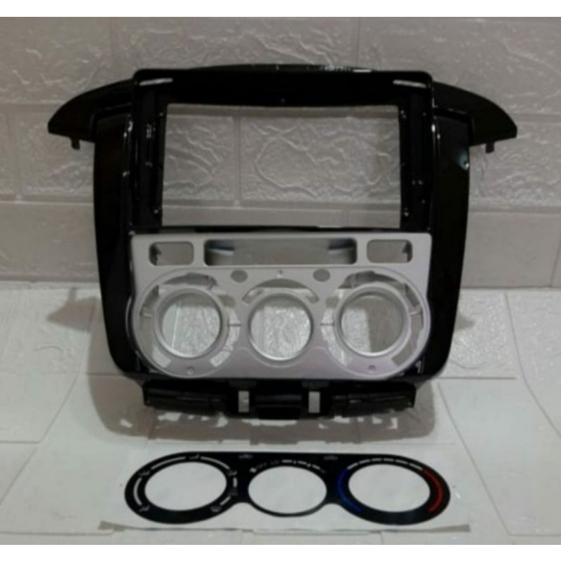 frame 9 inch innova lama 2011 up