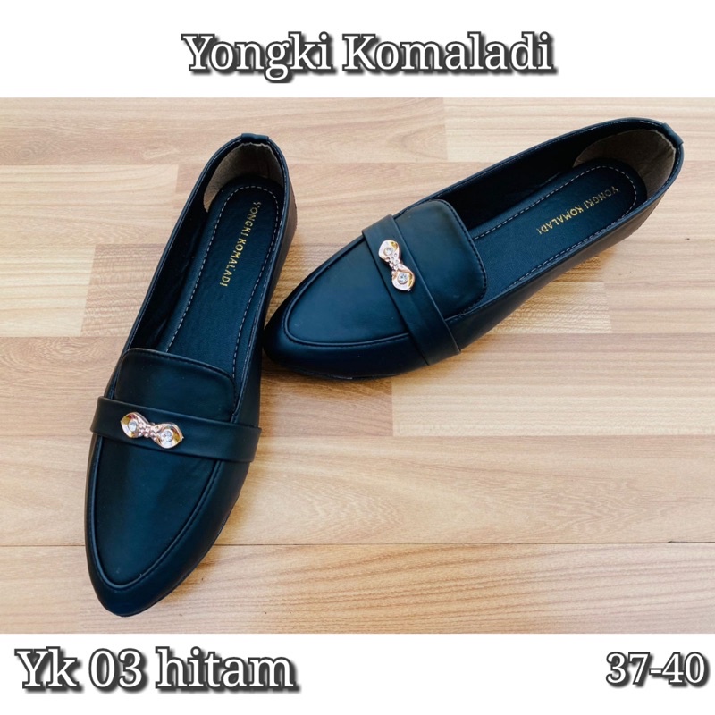 YK 03 Hitam Flatshoes Yongki komaladi