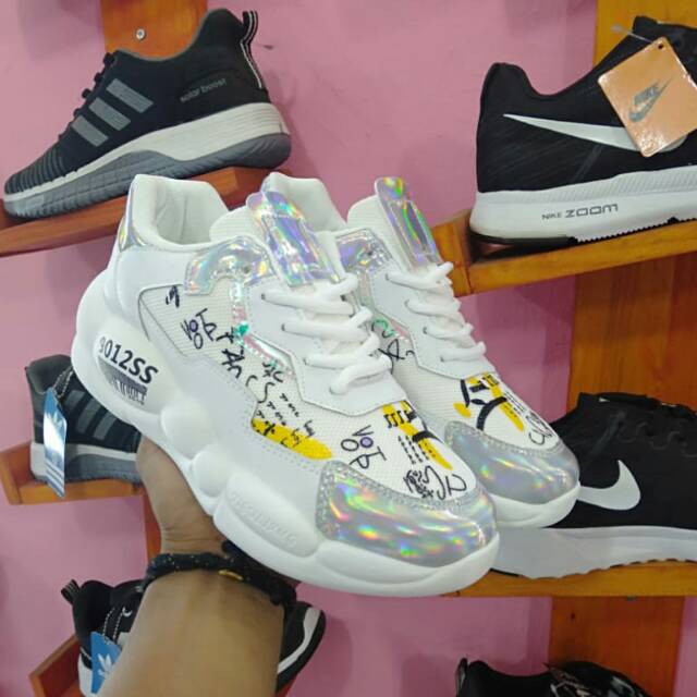 Sepatu Wanita Terkini Fashion 9012Ss White