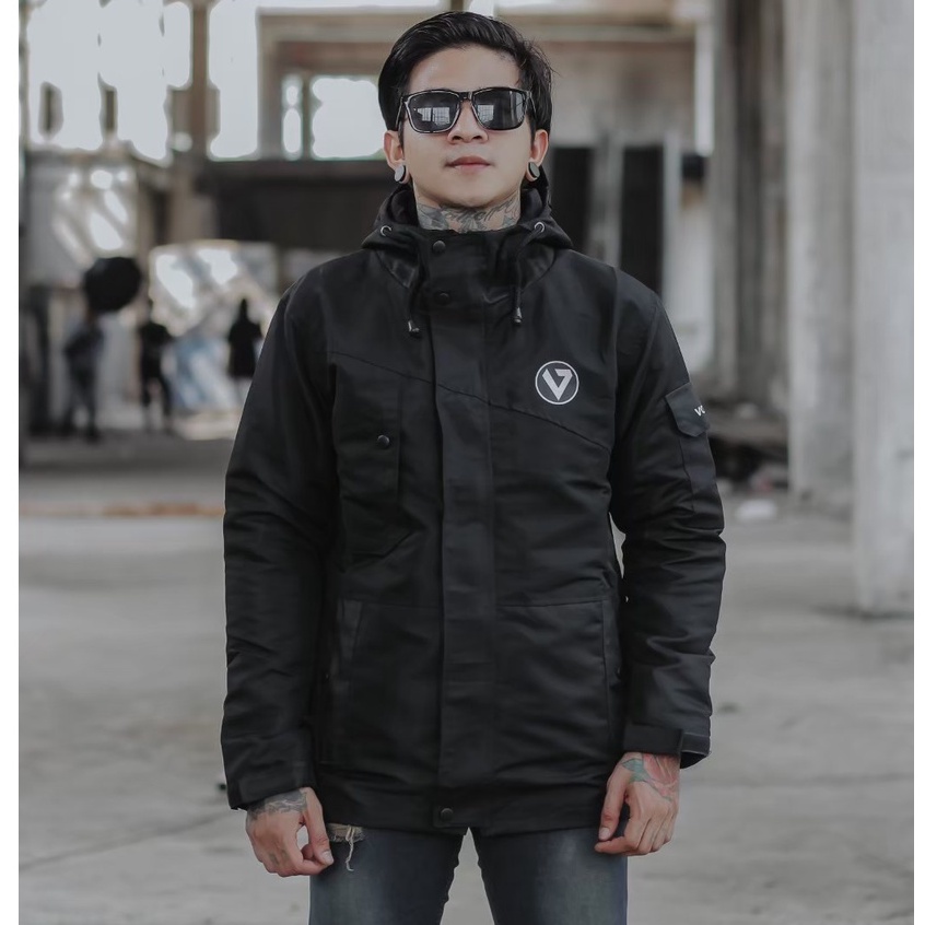 Jaket Pria Outdoor Taslan JN Premium 99% Waterproof / Jaket Gunung/Jaket Hiking Bikers Original Volkret