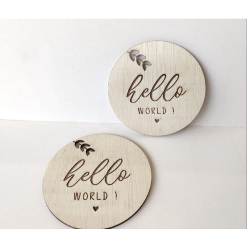 Hello world wooden plaque|foto instagramable baby newborn