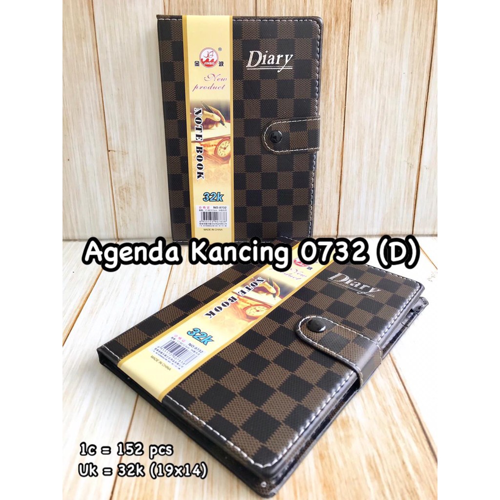 

Buku Agenda Kulit Kancing Motif LV 0732