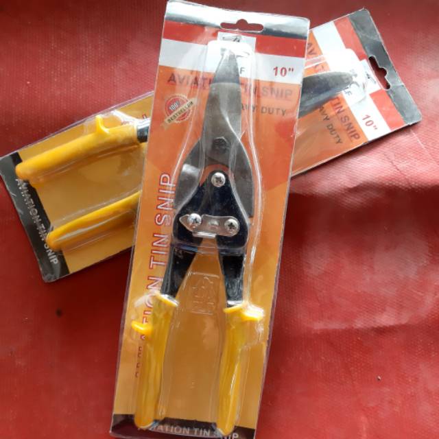 

GUNTING BAJA RINGAN