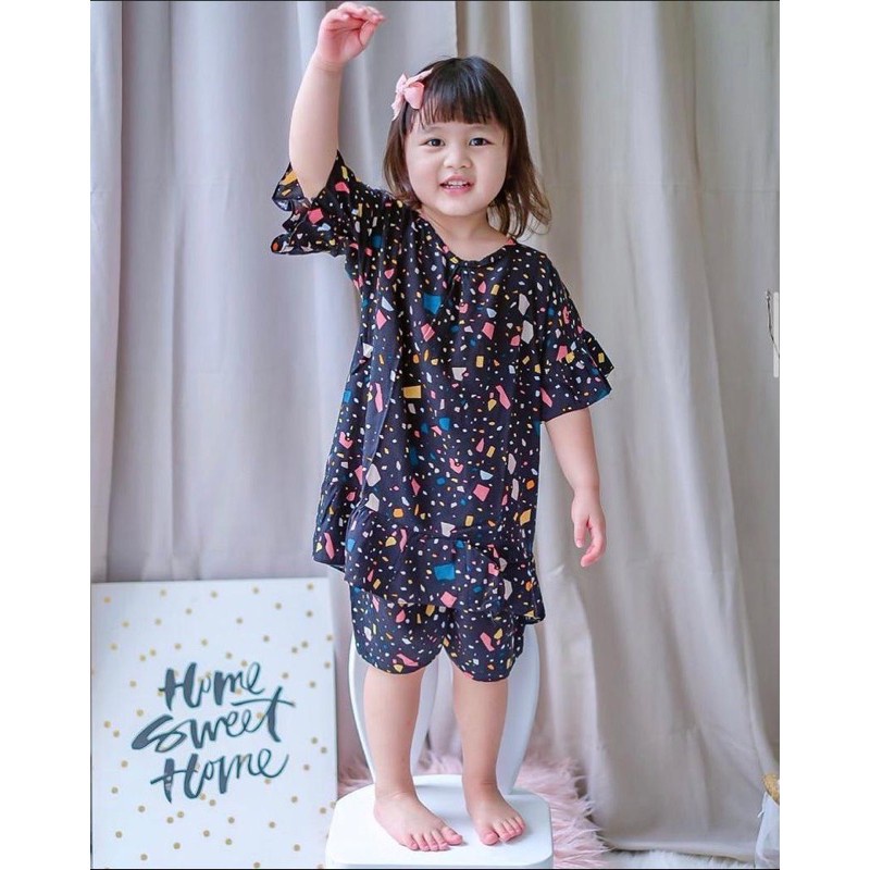 1-5TH SETELAN ANAK STELA ONE SET ANAK RAYON VISCOSE