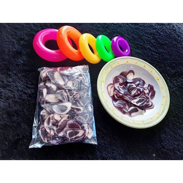 

Krupuk bawang ungu