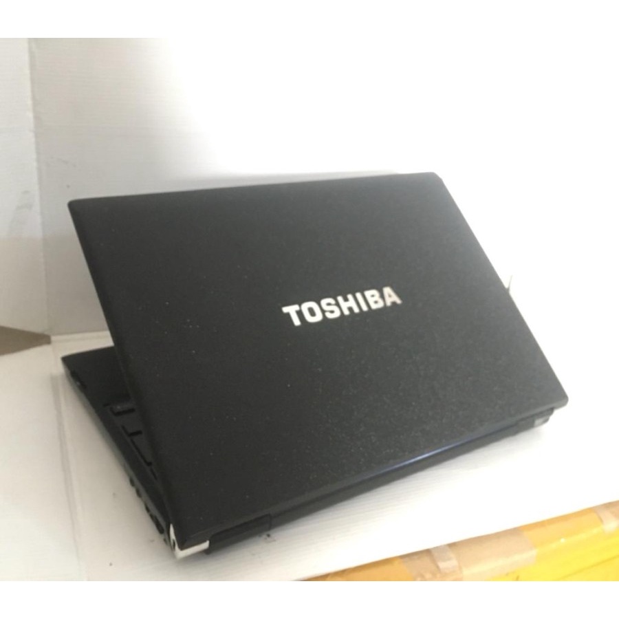 HARGA LAPTOP BEKAS || Toshiba R830 R732.. core i7 gen 3. MURAH MULUSS SLIM