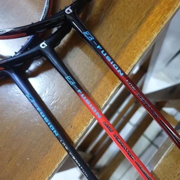 Raket Badminton APACS Z FUSION Low vibration 35 LBS 5UG2 ORIGINAL
