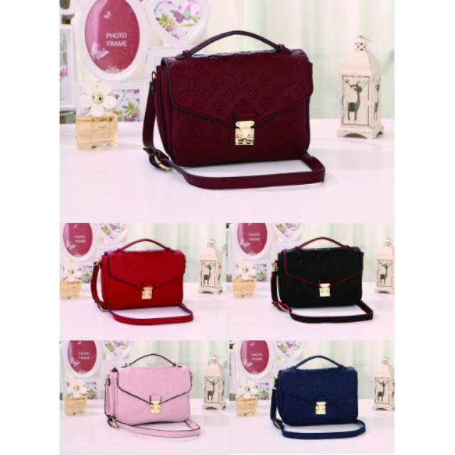 LV METIS POCHETTE EMPREINTE