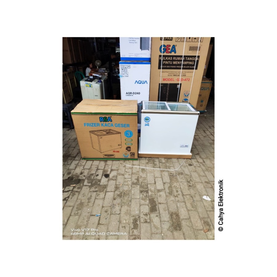 RSA XS-200 SLIDING CHEST FREEZER - 171 LITER