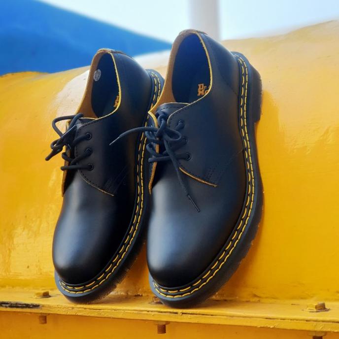 Sepatu Dr Martens 1461 Black Double Stitch -"Ori"