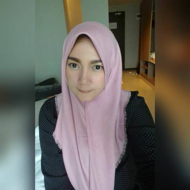 putriaqilaamiraalby