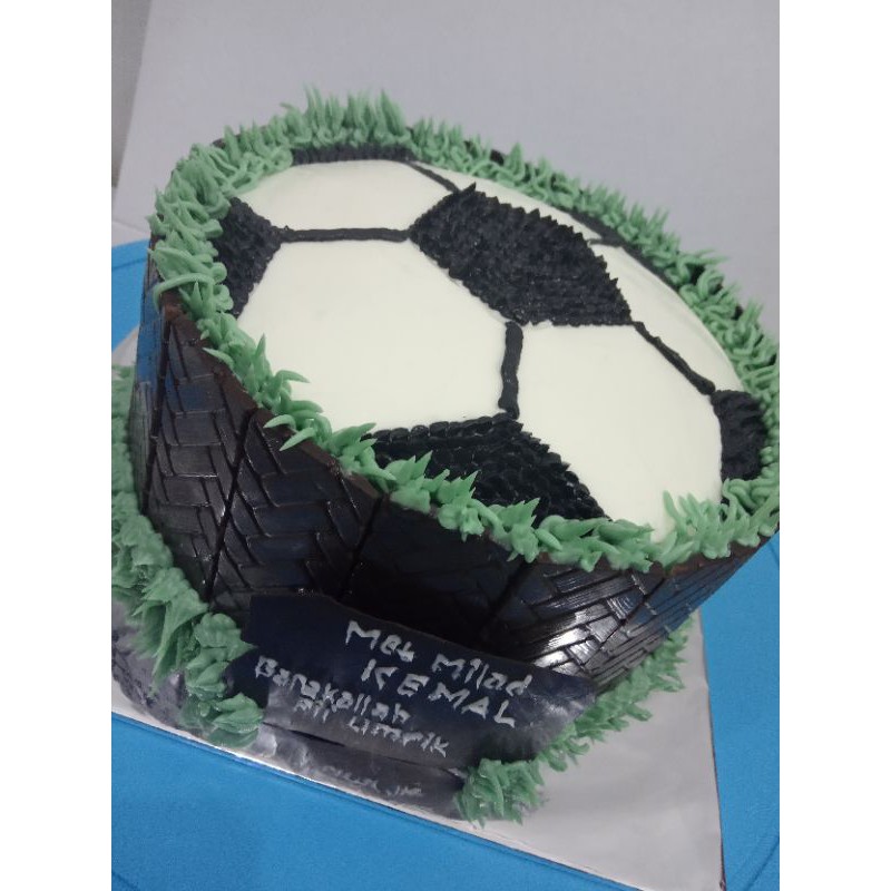 

kue ulang tahun/kue ultah karakter/kue ultah spiderman/kue ultah doraemon/kue ultah bola