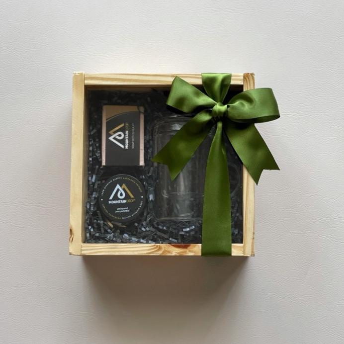 

Special Edition - Hampers Lebaran Mountaindrop Shilajit 40 Gram Hot!!!R30F