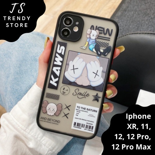 CASE IPHONE HYBRID KAWS CASETIFY IPHONE XR 11 12 12Pro 12ProMax