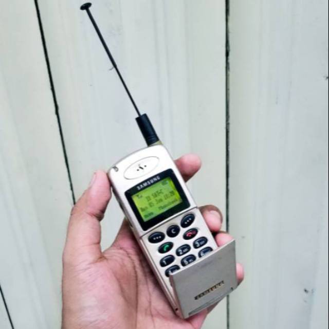 Hp jadul Samsung SGH600 Flip original normal GSM Hp unik hp langka ...