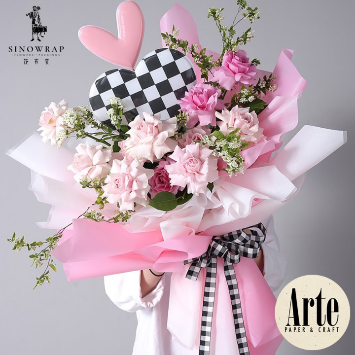 

iDk90 15 Lembar Cellophane Gradasi Glitter Pastel Kertas Buket Korea Bunga Flower Wrapping Paper