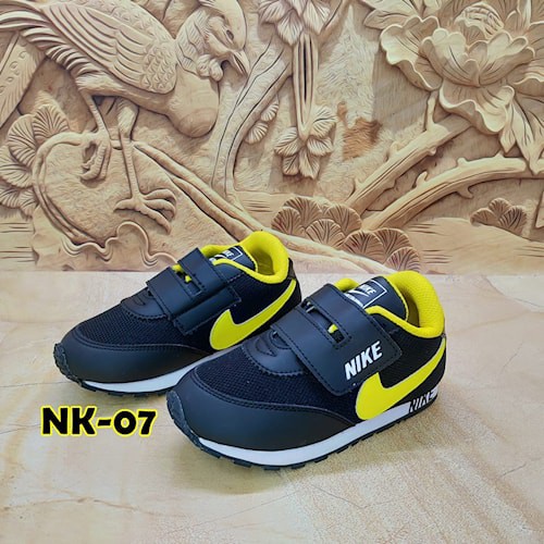 SEPATU JOGING / ANAK SEKOLAH HITAM POLOS NIKE PRIA WANITA NK-07