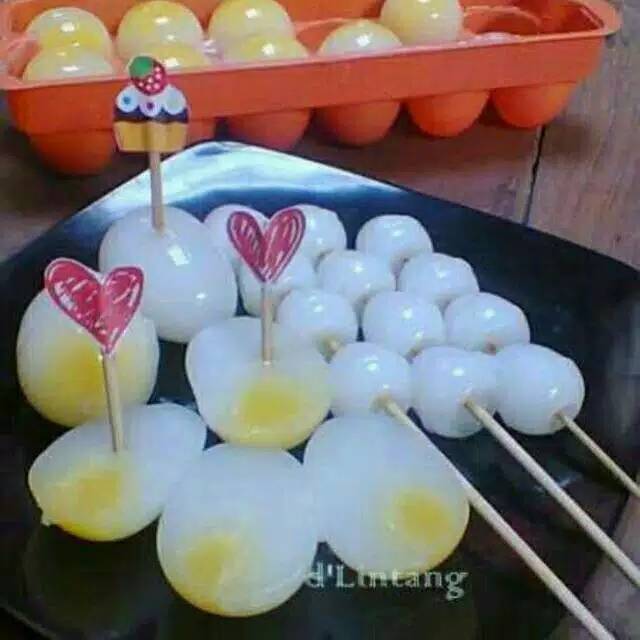 Cetakan Es Batu dan Puding Telur Ayam Rebus