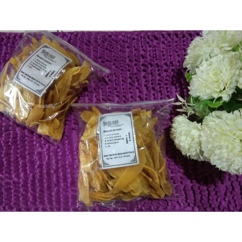 

KRIPIK PISANG ROJONONGKO PANJANG , GURIH RENYAH. NON PENGAWET 175gr