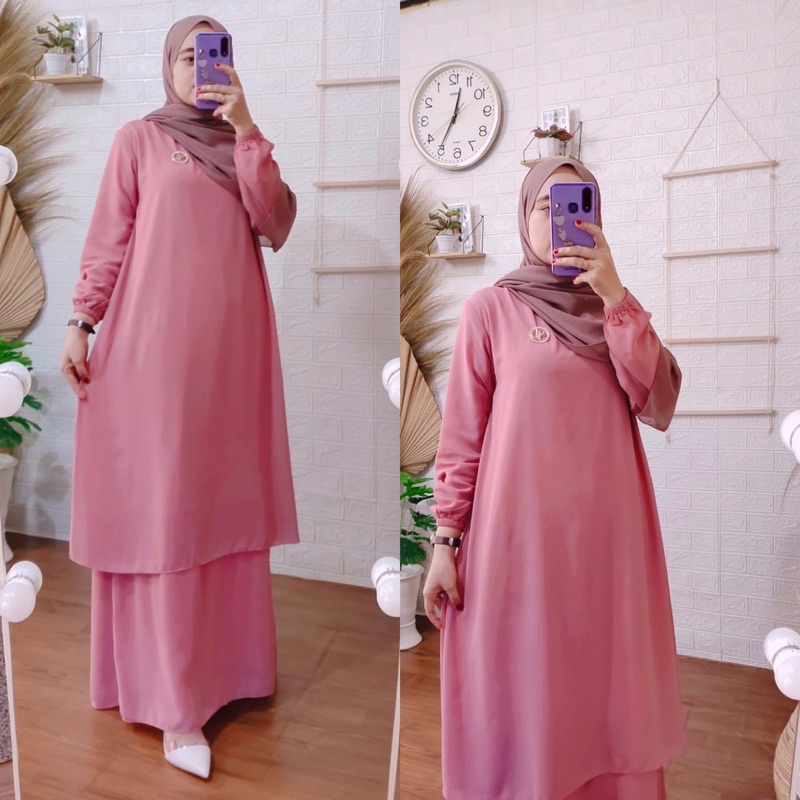 Gamis Malaysia / Gamis Polos Malaysia / Gamis Ceruty Baby Doll premium