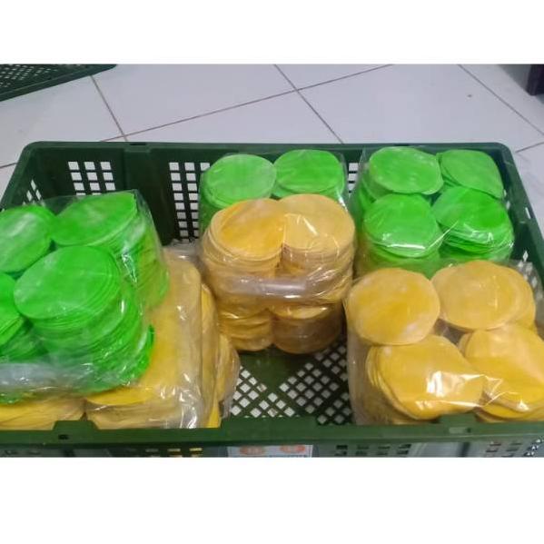 

✨Ramadhan 4.4 Kulit dimsum warna uk. 7,8,9 cm hijau atau kuning 100 lembar