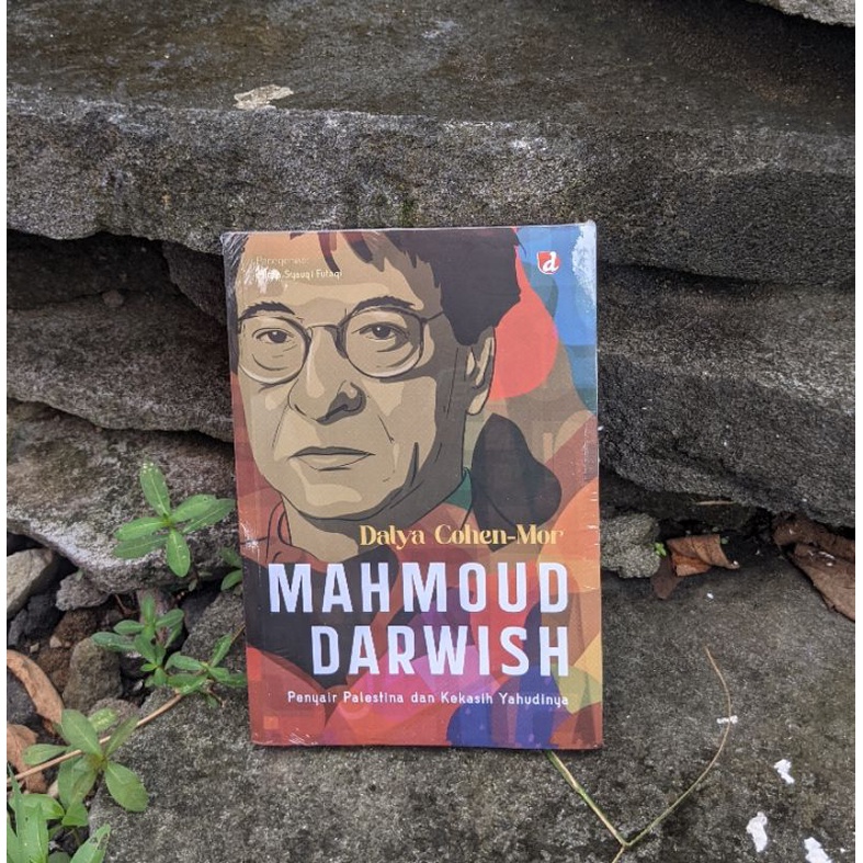 Buku Mahmoud Darwish; Penyair dan Kekasih Yahudinya
