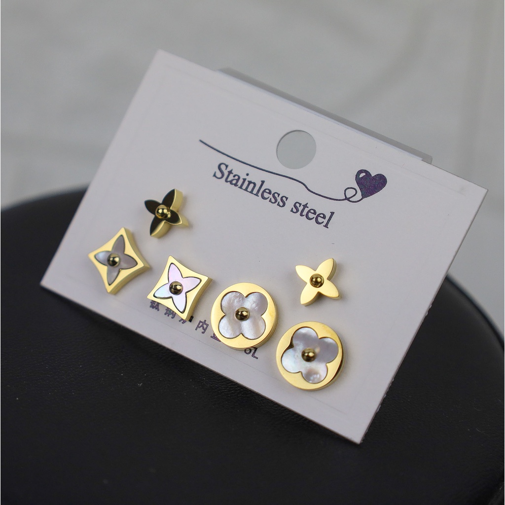 Anting stud bunga ##LV## 3 pasang hoop titanium tidak karat bisa cod