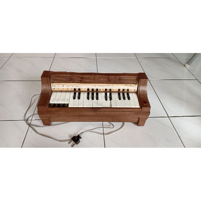 Piano Keyboard Anak Second Murah Preloved