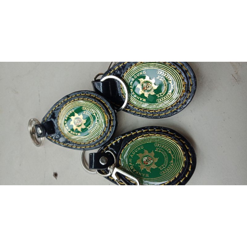 gantungan kunci mahkamah agung