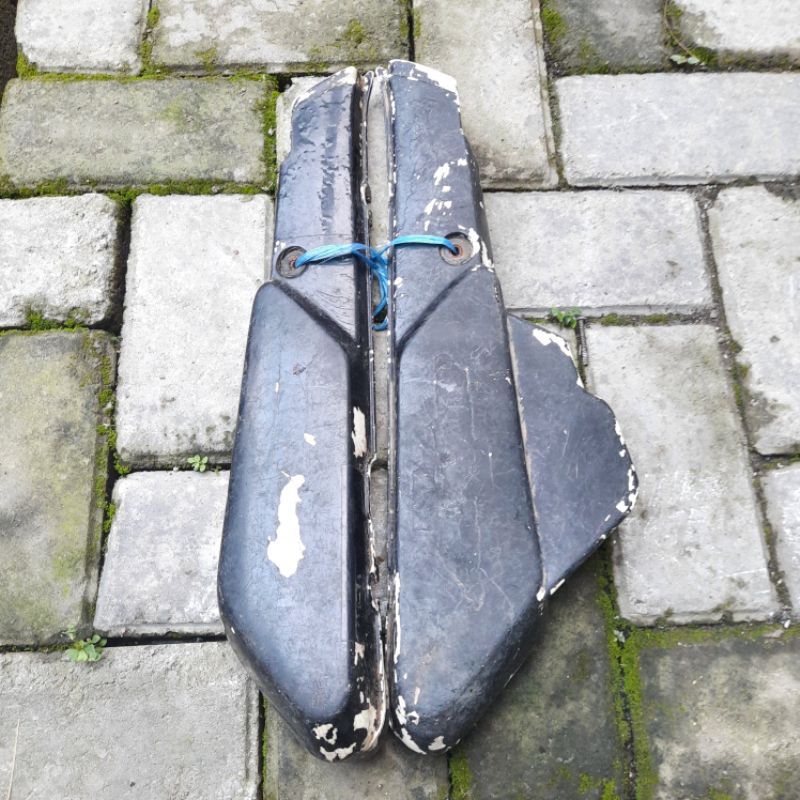 cover tutup box dop bok aki samping yamaha alfa putih ori original