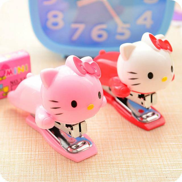 

Staples Hellokitty