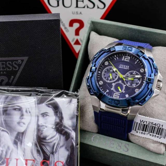 Jam tangan merek guess
