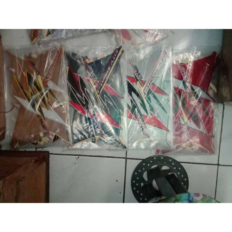 polet cs1 striping cs1 sticker cs1 termurah