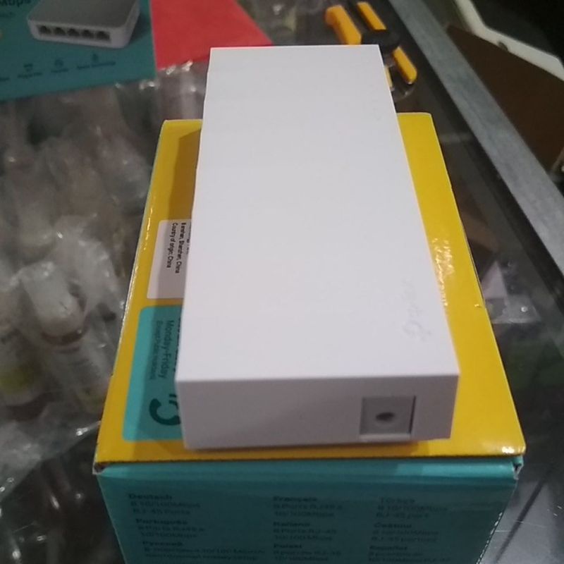 tp link tp-link 8 port 10/100 mbps switch hub