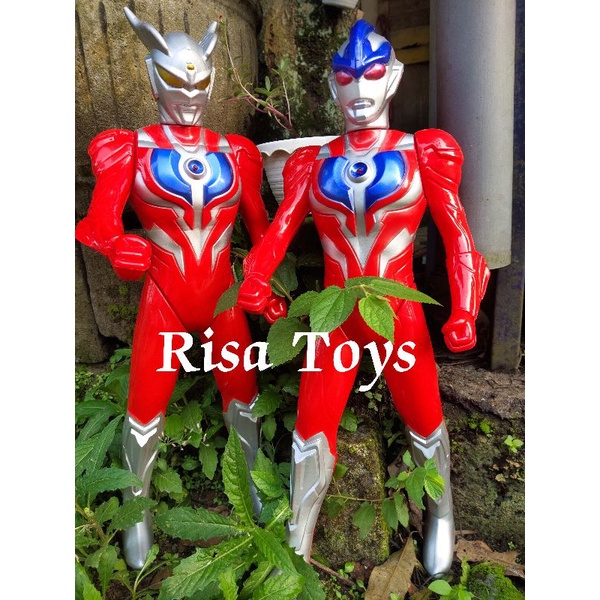 ROBOT ULTRAMAN BESAR DAN JUMBO 65 CM,  PAKAI BATERAI/MUSIK & ANEKA MACAM ROBOT