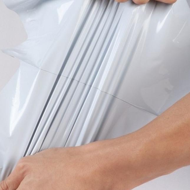 

Garansi Mutu Plastik Polymailer Packing Olshop 35 X 45 + 5 isi 100pcs 0,6 Micron