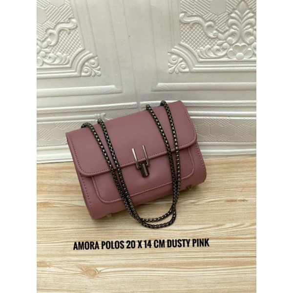 Tas Slempong Amora polos.