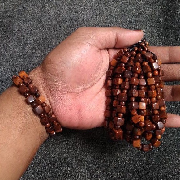 gelang kokka motif kubus/kotak/dadu halat