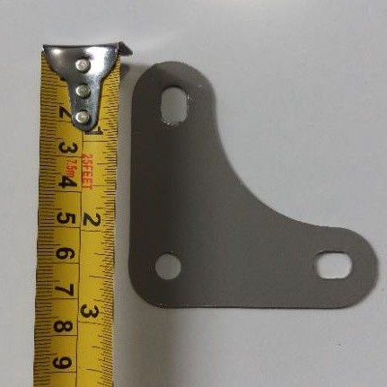 PLAT SIKU LUBANG 7CM × 7CM / SIKU SEGITIGA UNTUK BESI RAK LUBANG